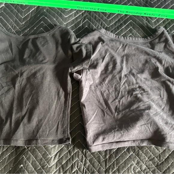 2 Black/gray Crop Tops. American Eagle & SO. Small - Picture 6 of 7